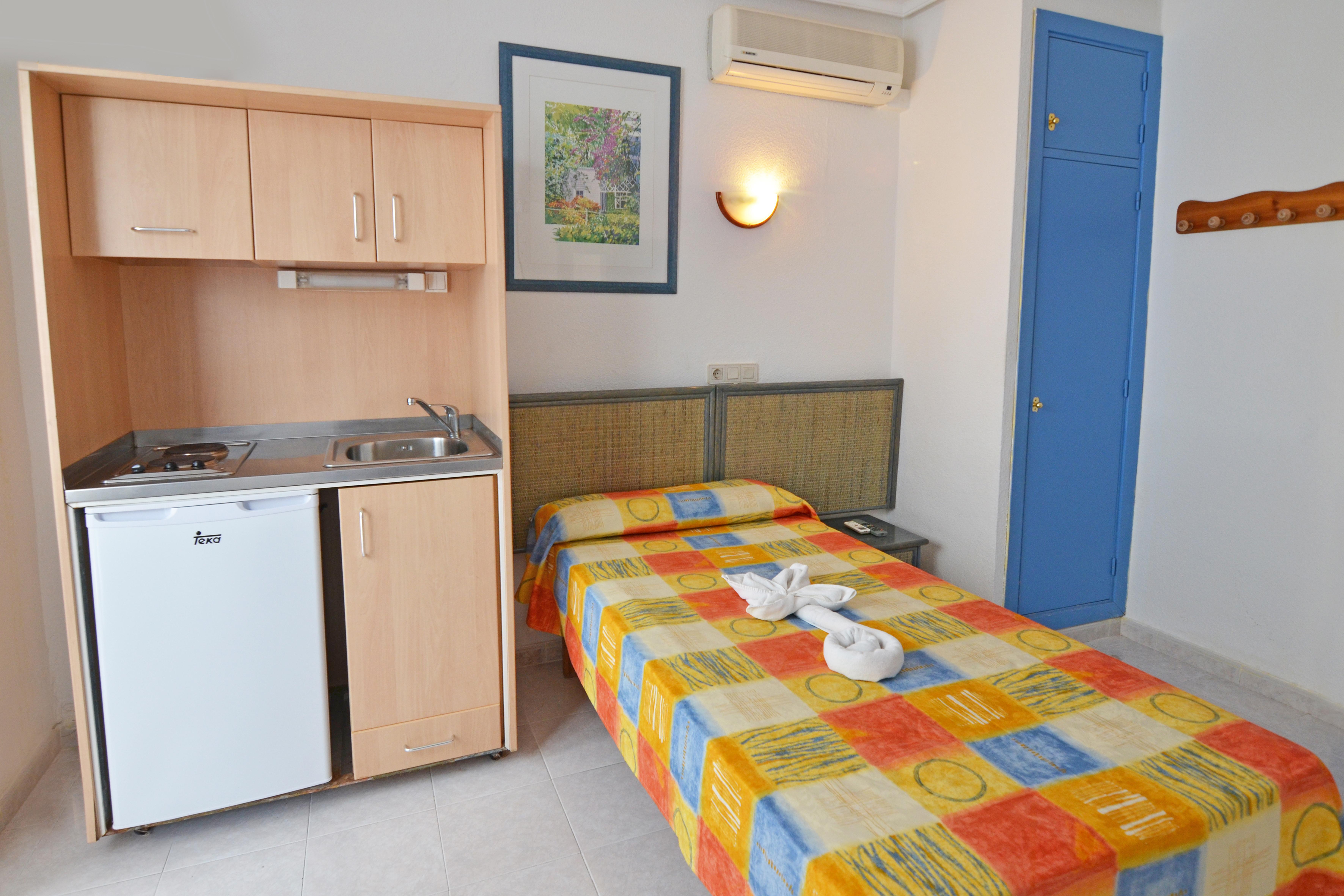 Aparthotel Vibra Del Mar - Adults Only Sant Antoni de Portmany Extérieur photo